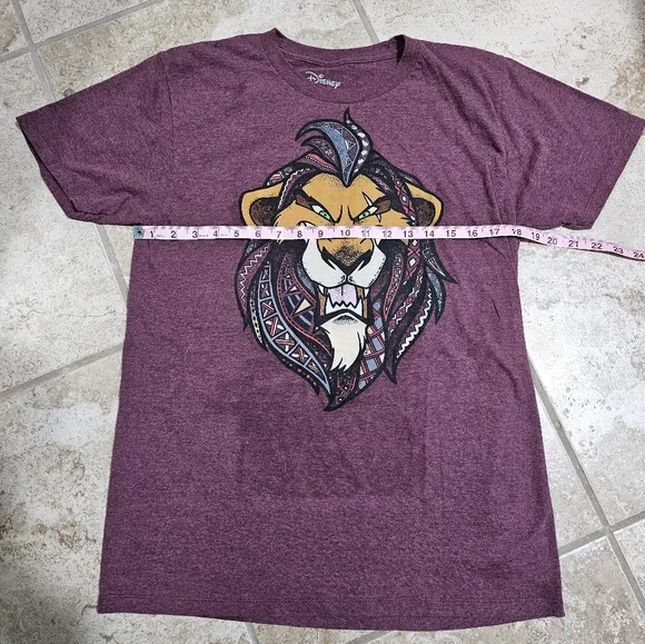 Disney Men Medium T-Shirt Maroon Cotton Blend Scar Lion King Iconic Archival 90s - Picture 5 of 6